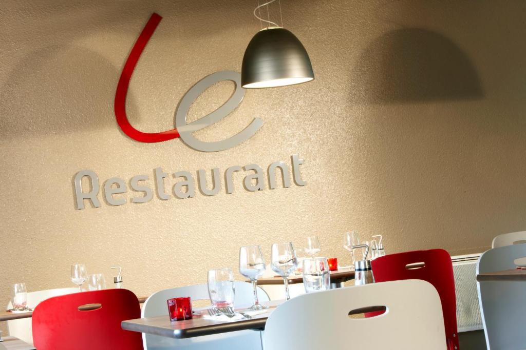 Franqueville Saint Pierre Hotel Franqueville Saint Pierre Hotel