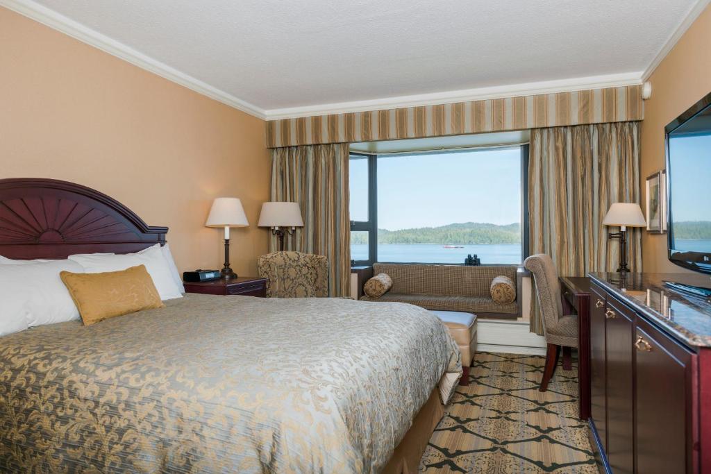 Crest Hotel Photo 19