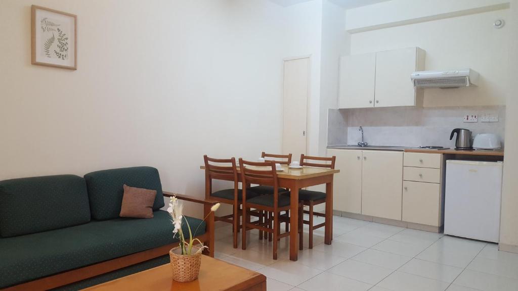 Mandalena Hotel Apartments — Hotel rooms in Protaras, Famagusta Region