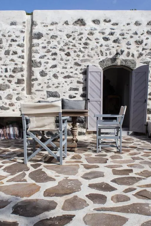 Kafka Stone House, hotel en Emporeiós