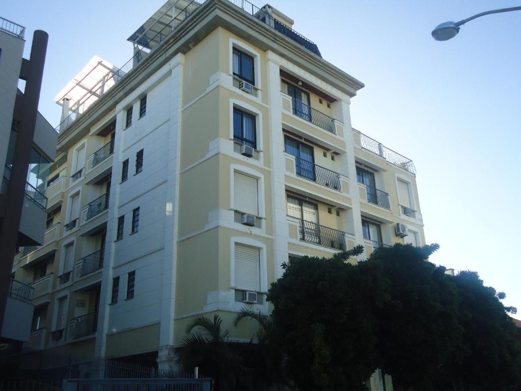 Exterior view, Goldani Lexus Plaza in Florianopolis