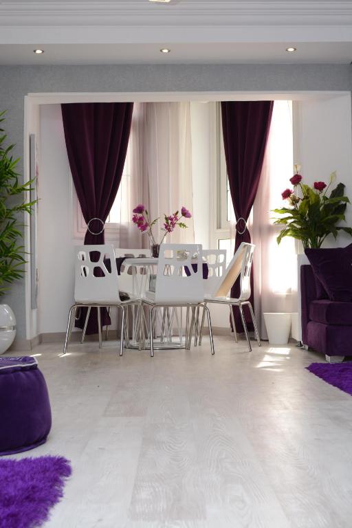 Food and beverages, Luxury Nile Maadi Cairo Apartment in Cairo