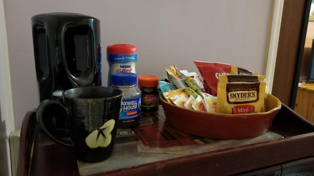 Tulsi's Cozy Studio Main image 2