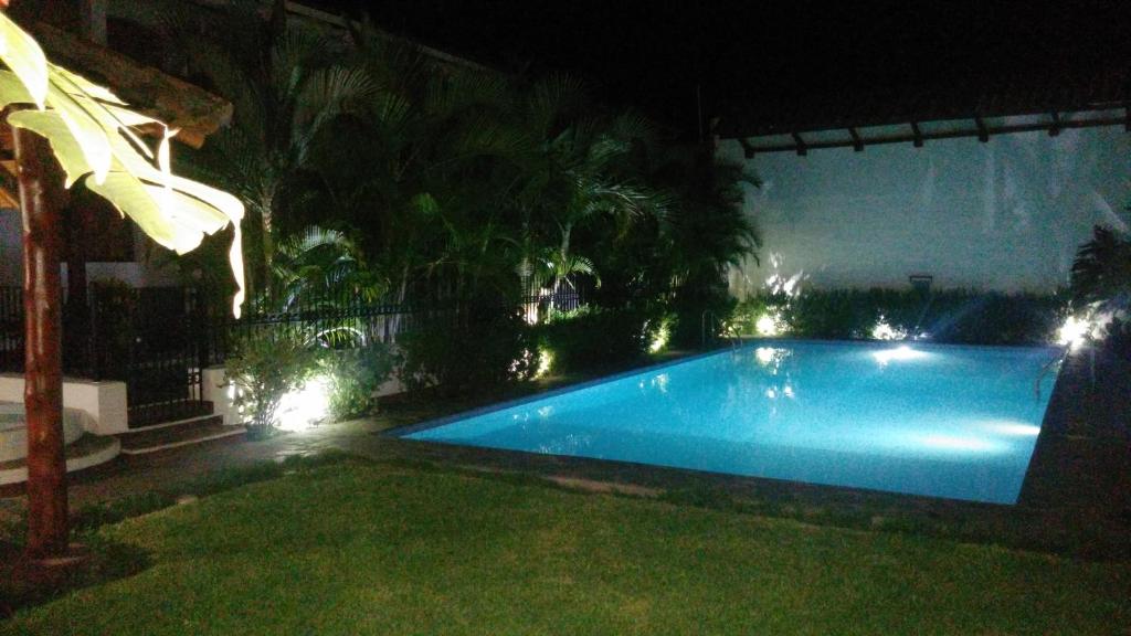 Hotel Cacique Adiact photo