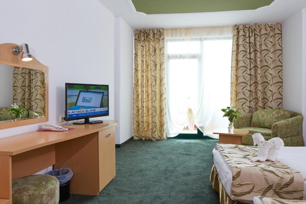 Mena Palace Hotel - All Inclusive — Sunny Beach, Burgas Region