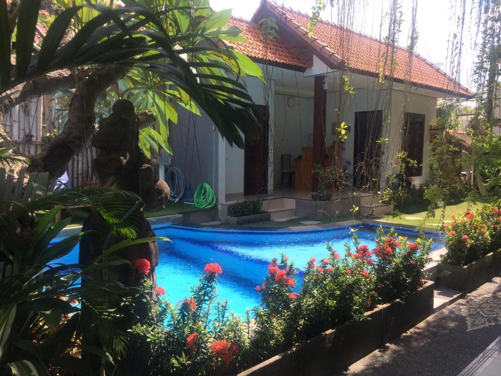 Bali Fullmoon Guesthouse photo