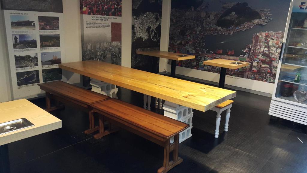 Food and beverages, Friends of Loft in Tongyeong-si