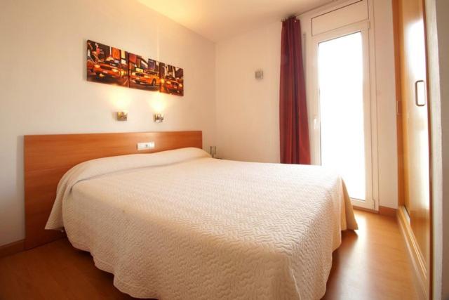 Aparthotel Arenal photo