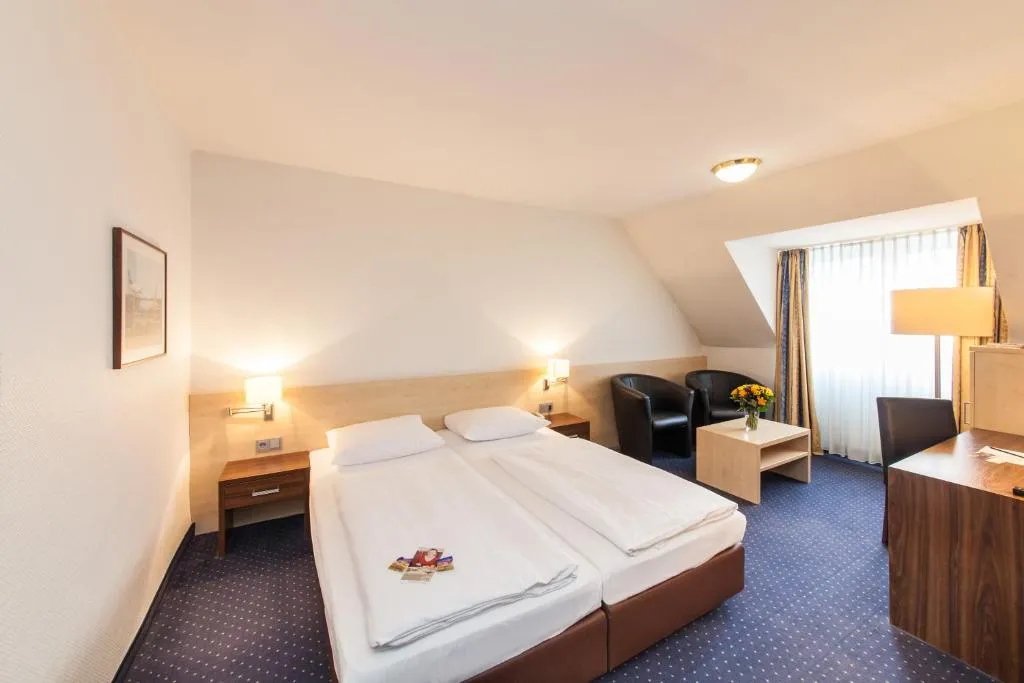 Garner Hotel Cologne Porz Airport, Hotel in Köln