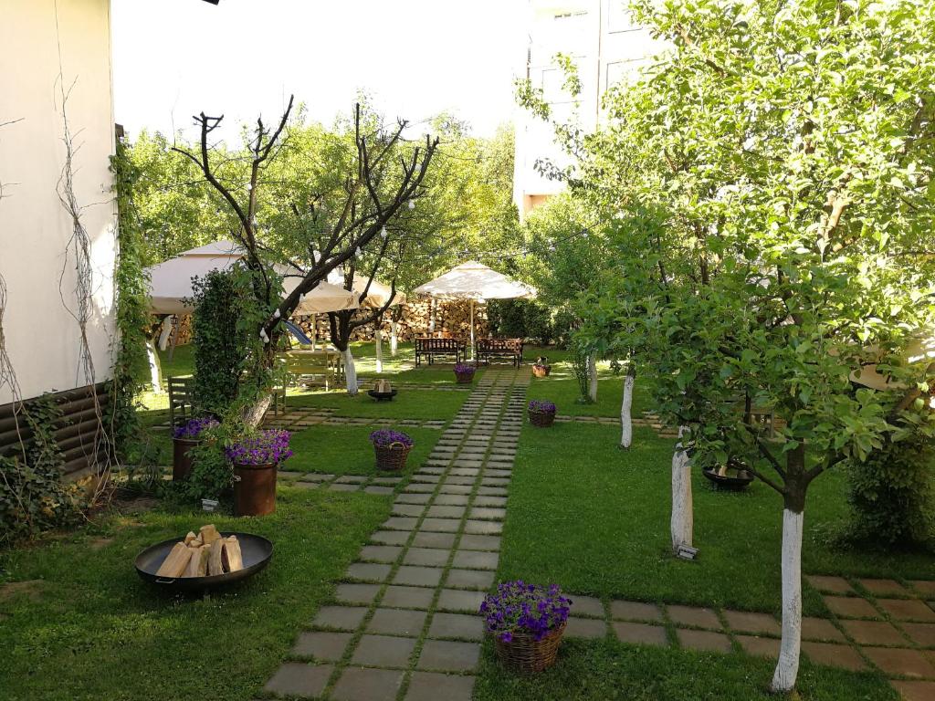 Pensiune Restaurant La Cassa photo