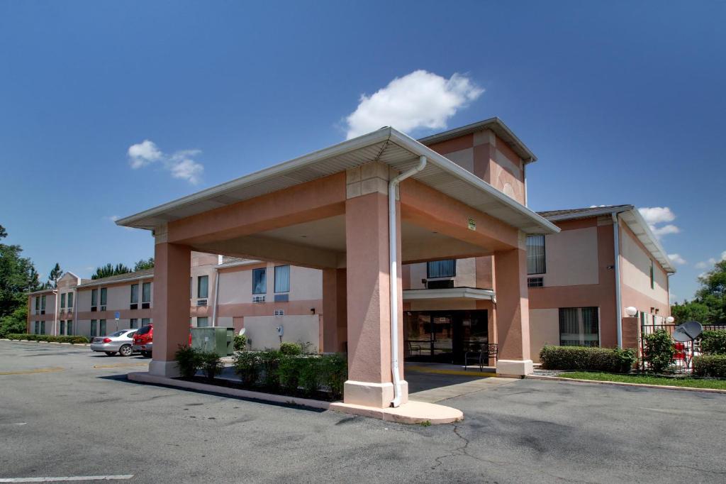 Key West Inn - Baxley — Hotel in Baxley (GA)