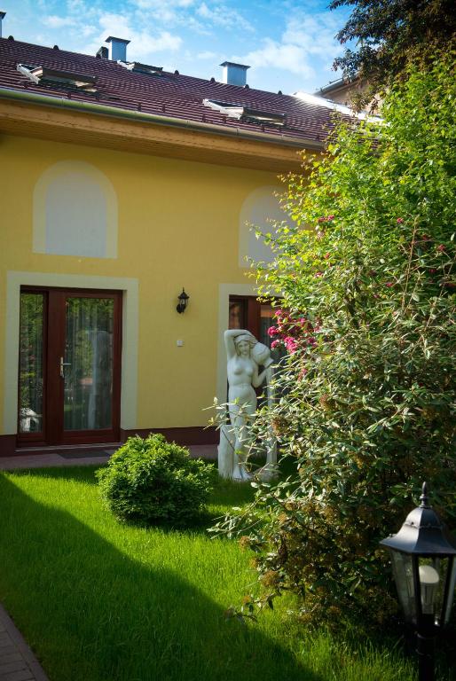 BL.Apartmanhaz II. photo