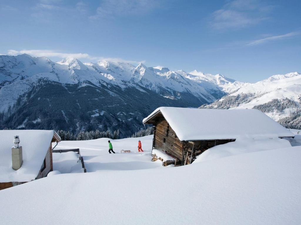 Apartment in Kaltenbach near Ski Lift, Stumm