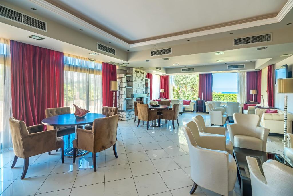 Ai Yannis Suites and Apartments Hotel photo