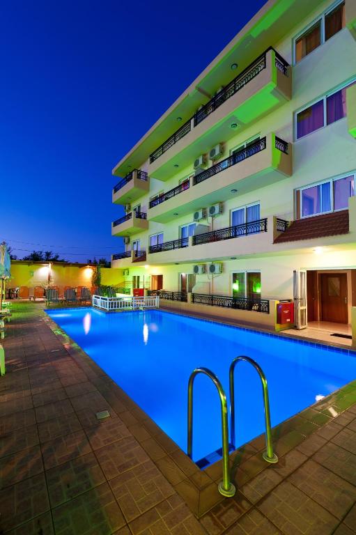 Alea Hotel Apartments — Swimming pool in Ialyssos, South Aegean