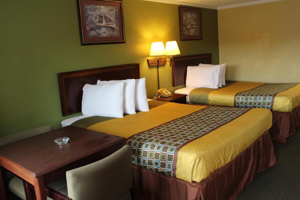 Americas Best Value Inn & Suites Conyers Photo 36