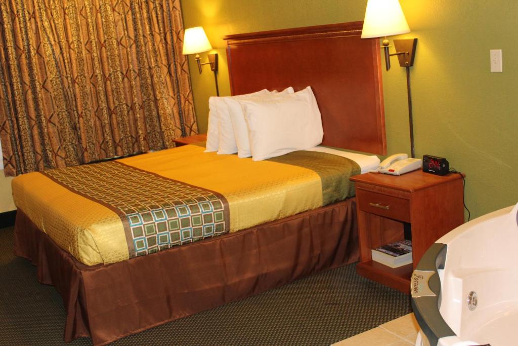 Americas Best Value Inn & Suites Conyers Photo 43
