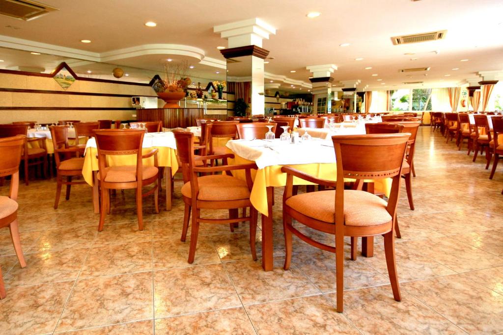 Hotel Manaus — Cala Blava, Balearic Islands
