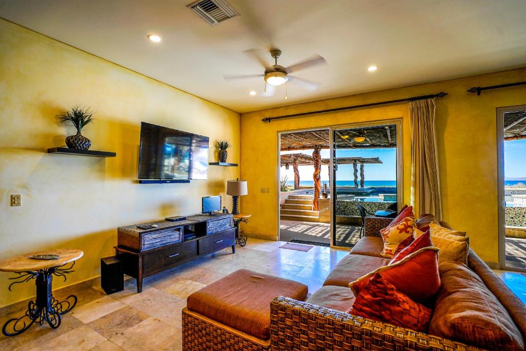 Villa Estrella de Mar - Oceanfront Properties - 2