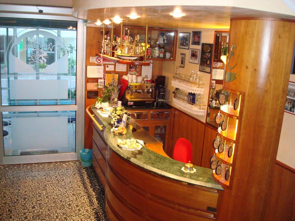Hotel Villa Ersilia Rimini B&B - 3