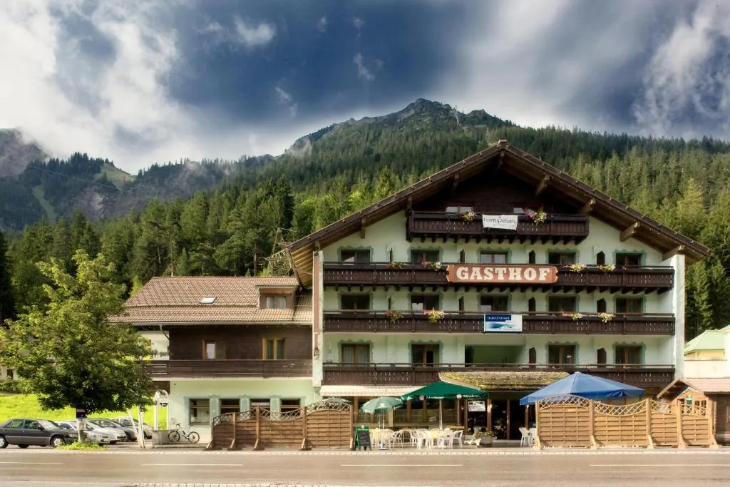 T3 Gasthof Spullersee, hotel in Wald am Arlberg