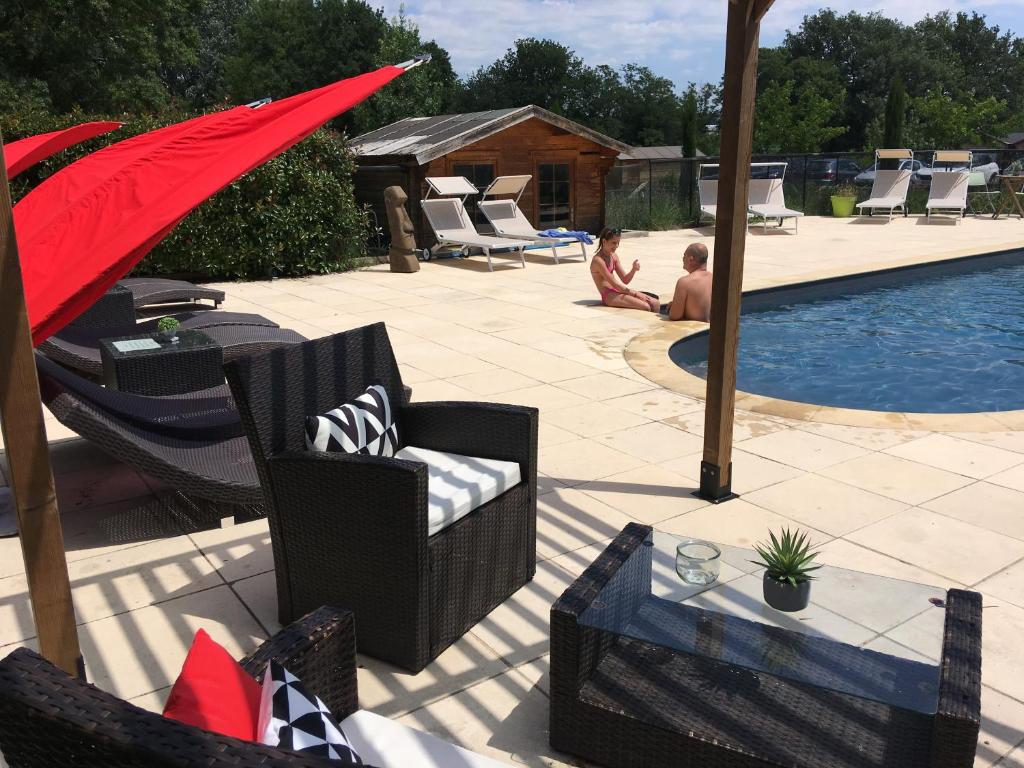 Logis Hotel &amp; Spa Dejeunez Sous L'Arbre — Hotel in Trets