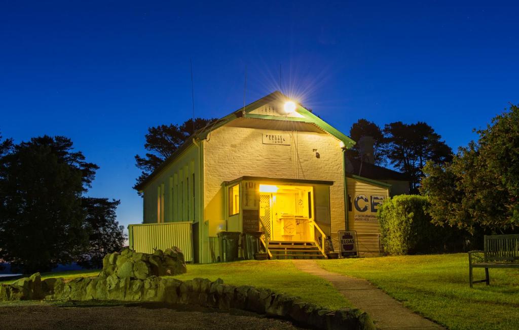 Rainbow Pines Tourist Caravan Park, Adaminaby 2024 Updated Prices, Deals