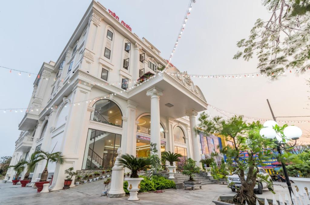 Tan An Palace — Hotel in Haiphong