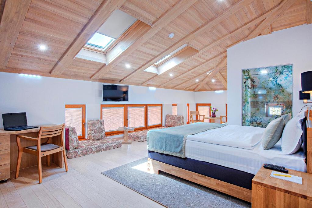 萨拉热窝阿兹札酒店 (Hotel Aziza Sarajevo)