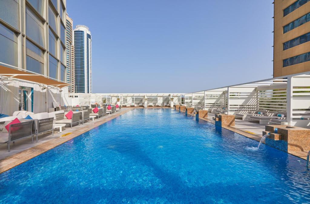 Media One Hotel Dubai - photo 1
