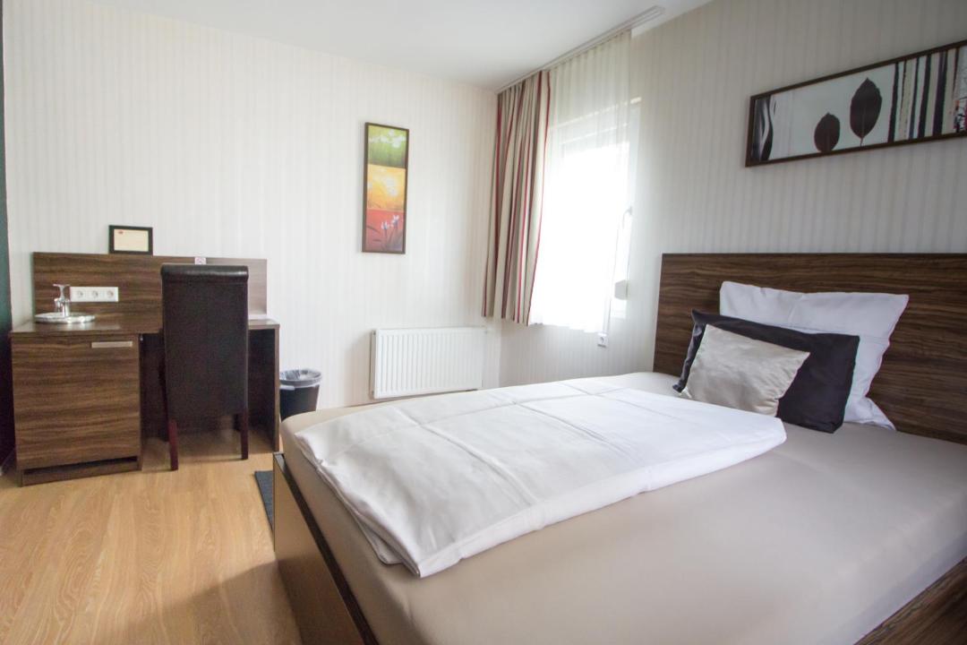 Landhotel Wolfschlugen 전경