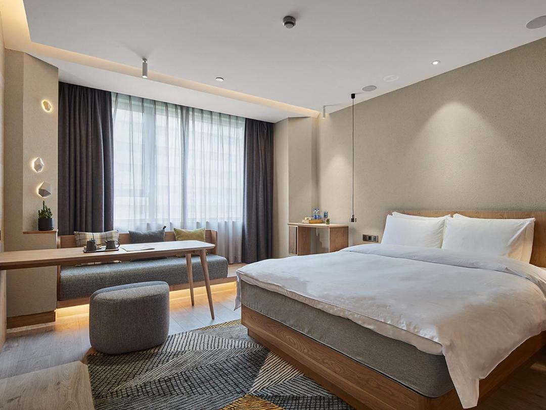 EBO Hotel Hangzhou Wulin 전경