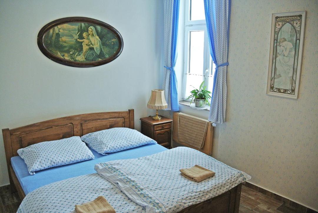 Restaurace a penzion Ubrousku prostri se 전경