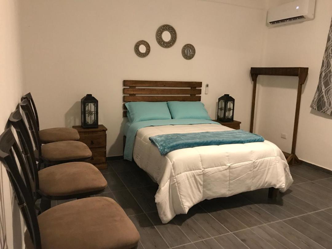 Apartamento&Habitacion Galeana 전경