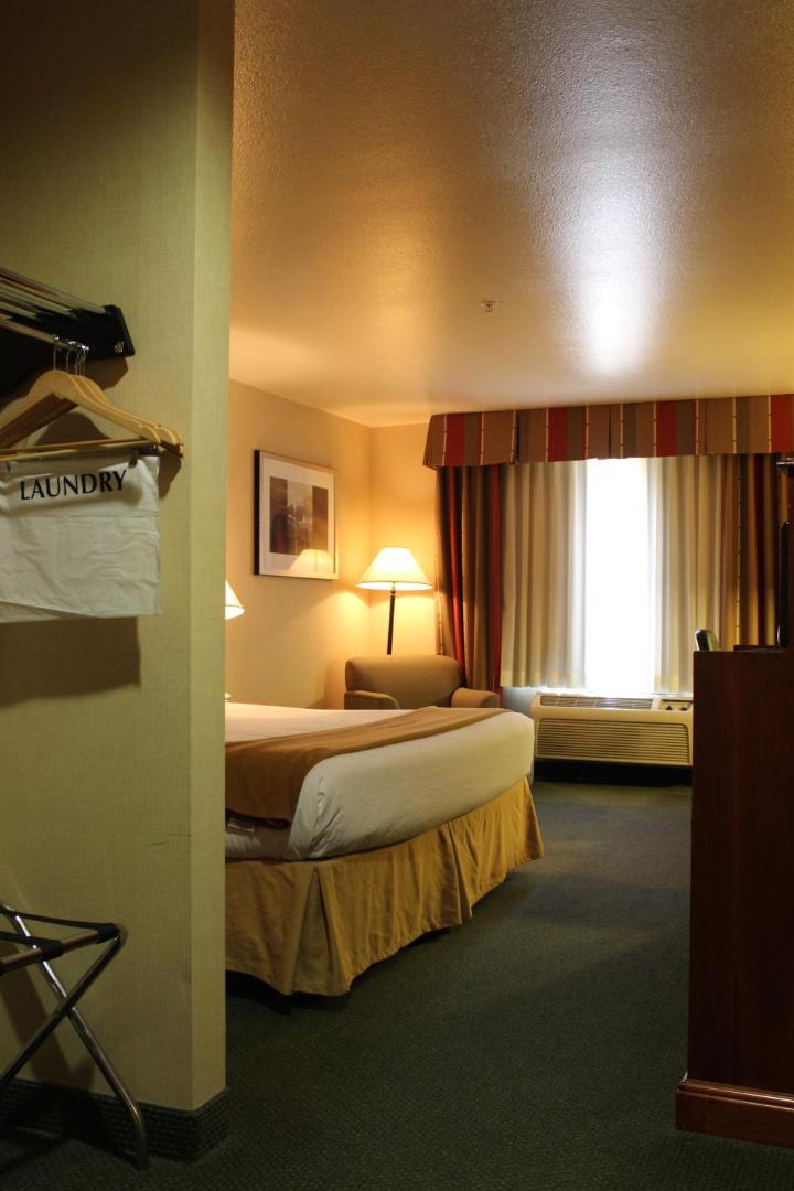 Holiday Inn Express Tehachapi By IHG 전경