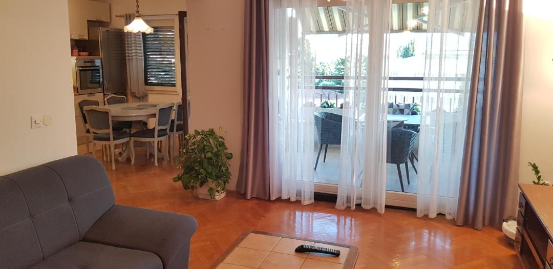 Apartman Lara 전경