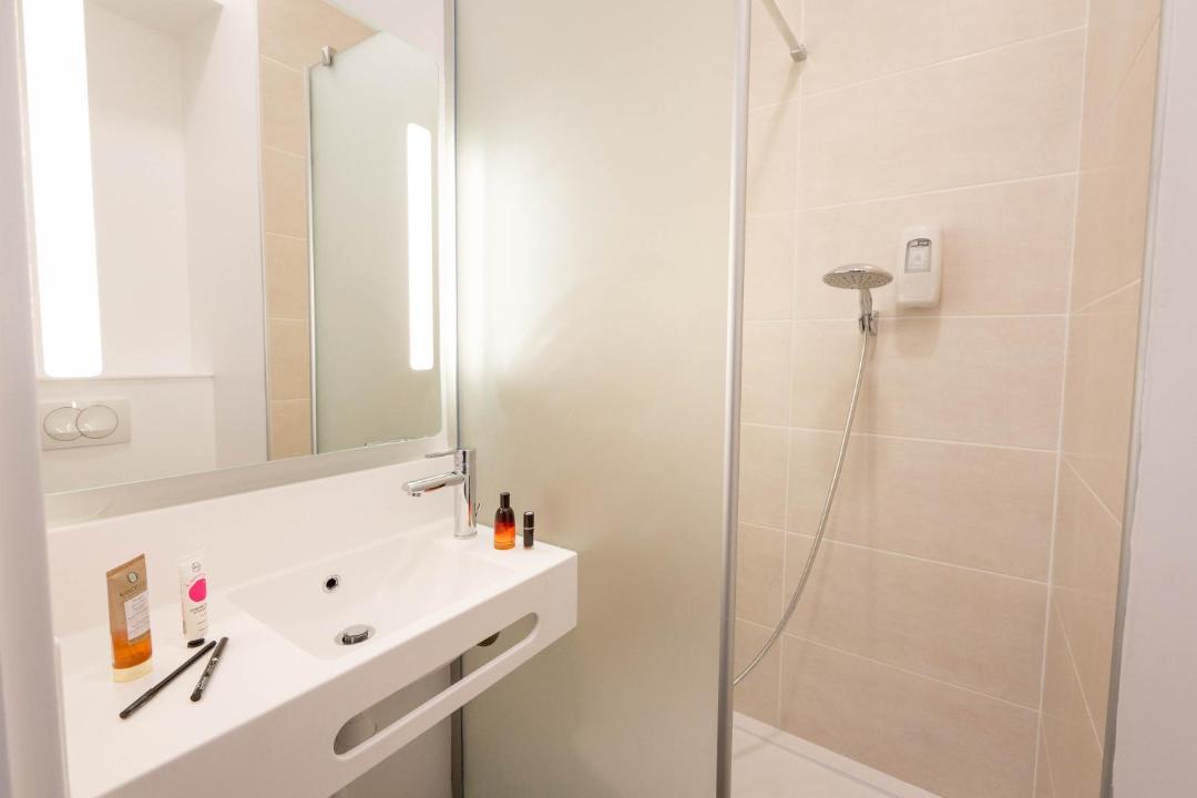 B&B HOTEL Sainte-Maxime Golfe de Saint Tropez 전경
