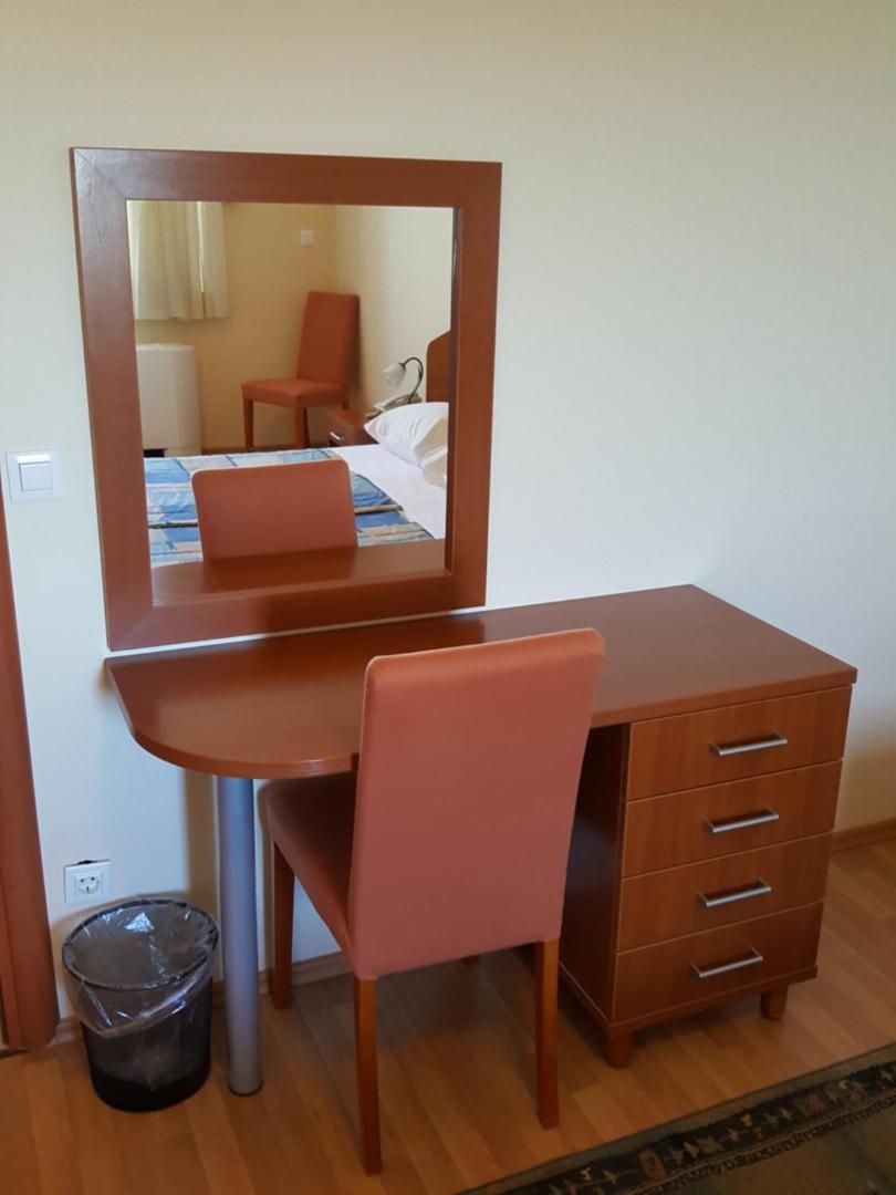 Apartments and Rooms Astoria 전경