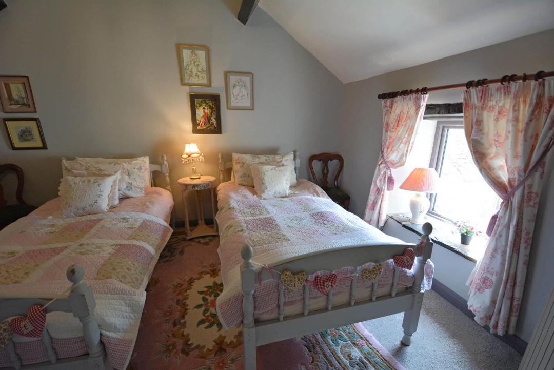 Haddon Grove Farm Cottages 전경