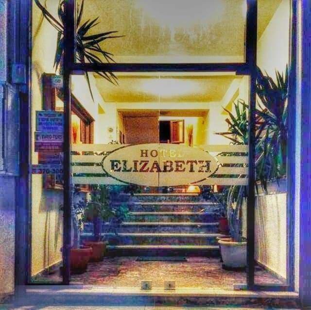 Elizabeth Hotel 전경