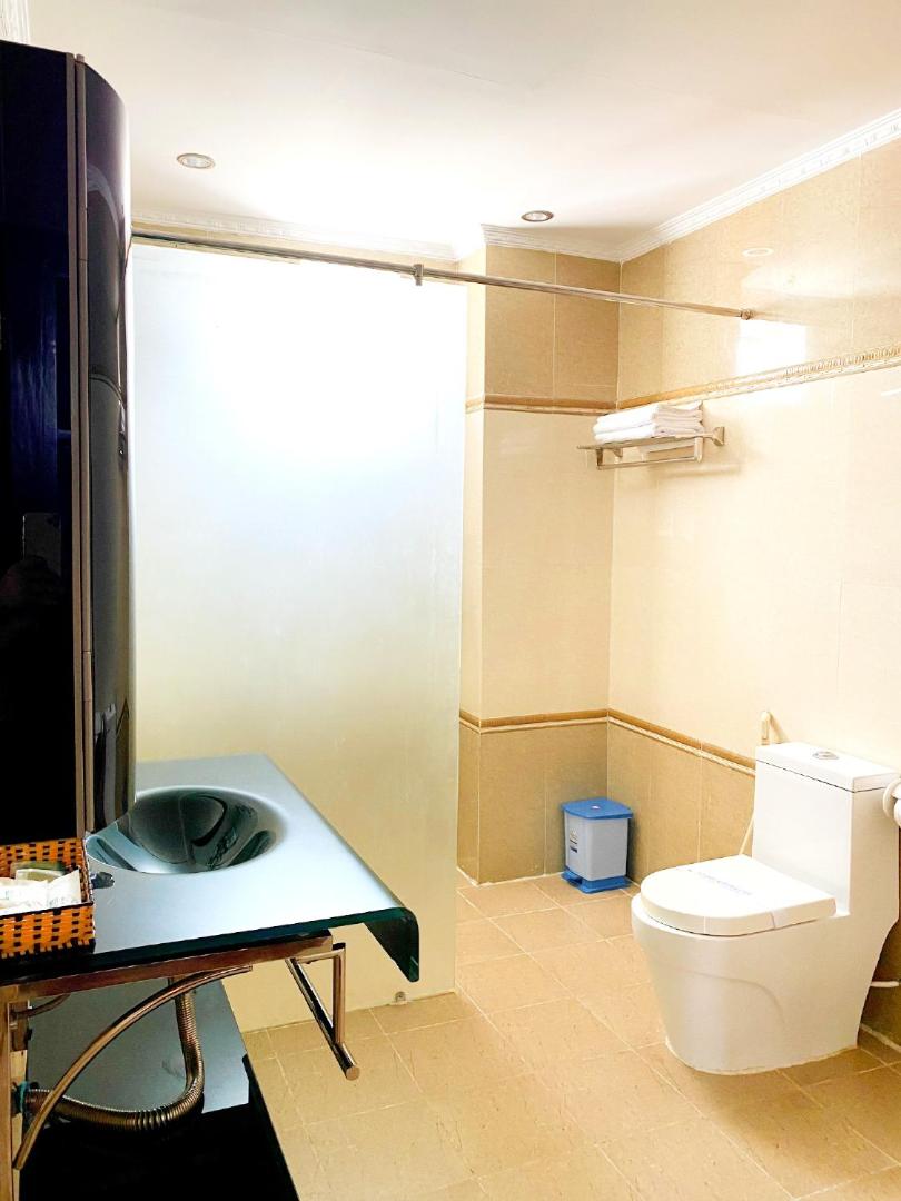 Linh Phuong 8 Hotel 입구