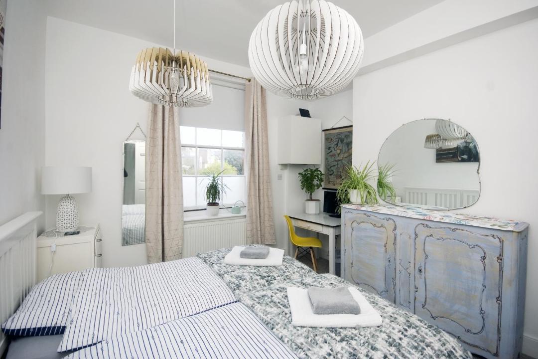 Enjoy Ventnor 1 Pier Street Wightlink offer 전경