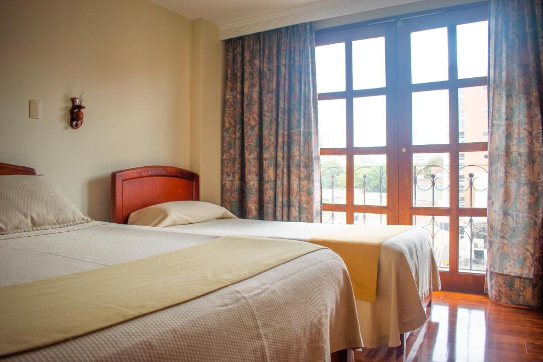 Hotel Dinastia Real 전경
