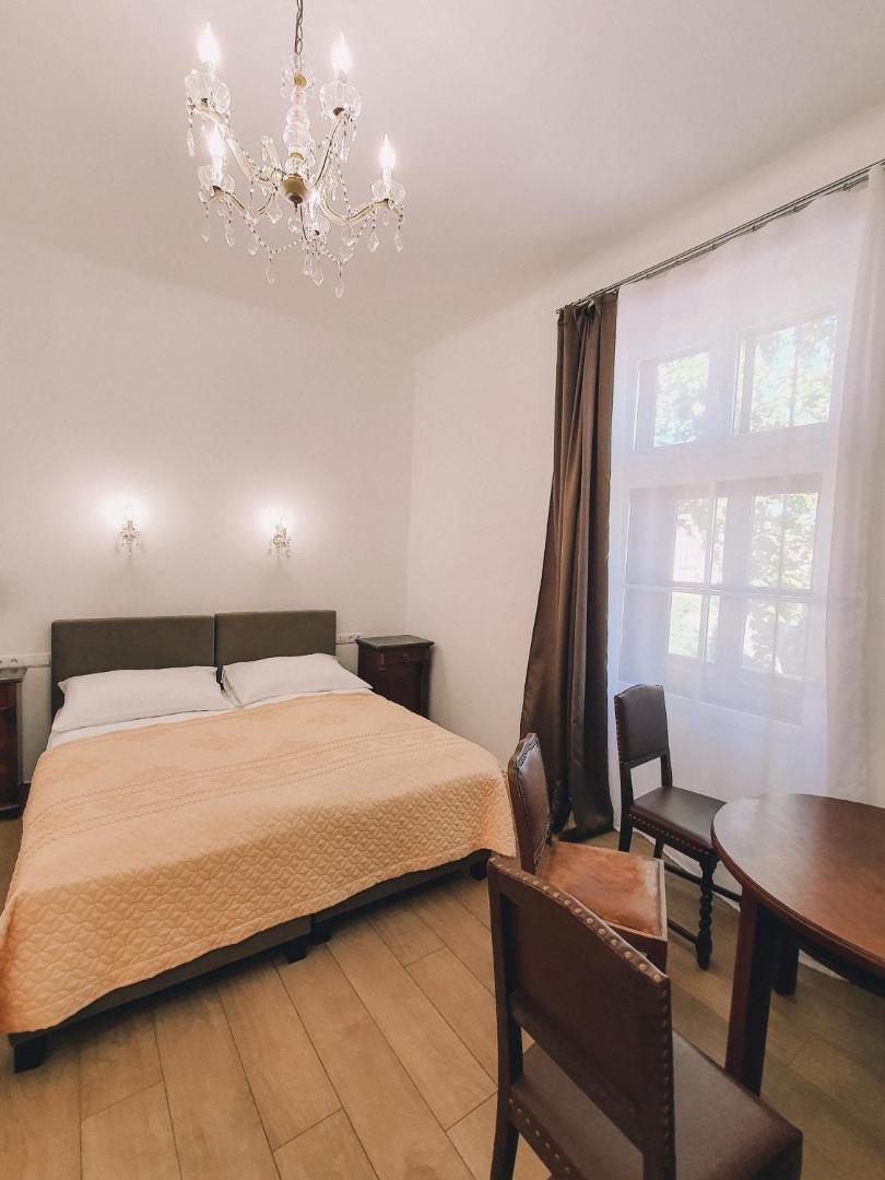 Villa Musik - apartments in historical Villa Baden 전경