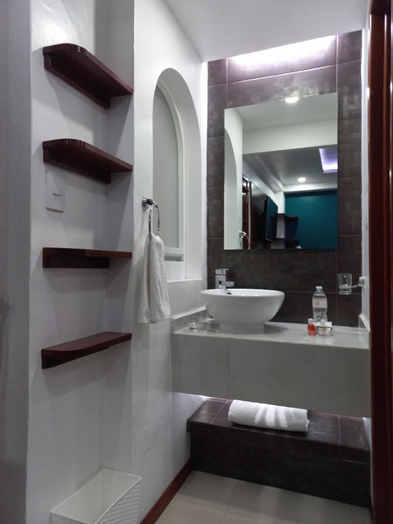 La Aurora Hotel Like Home 전경