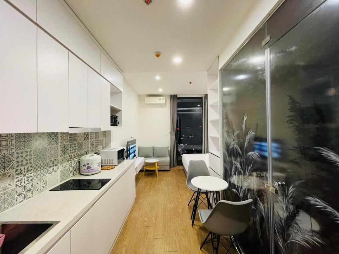 쭝화년찐의 스튜디오 아파트먼트 26m² 프라이빗 욕실 1개 GAVI Studio 17 Vinhome Green Bay Me Tri Ha Noi 전경