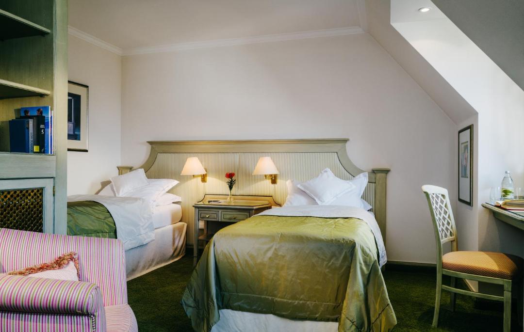 Romantik Berghotel Astenkrone 전경