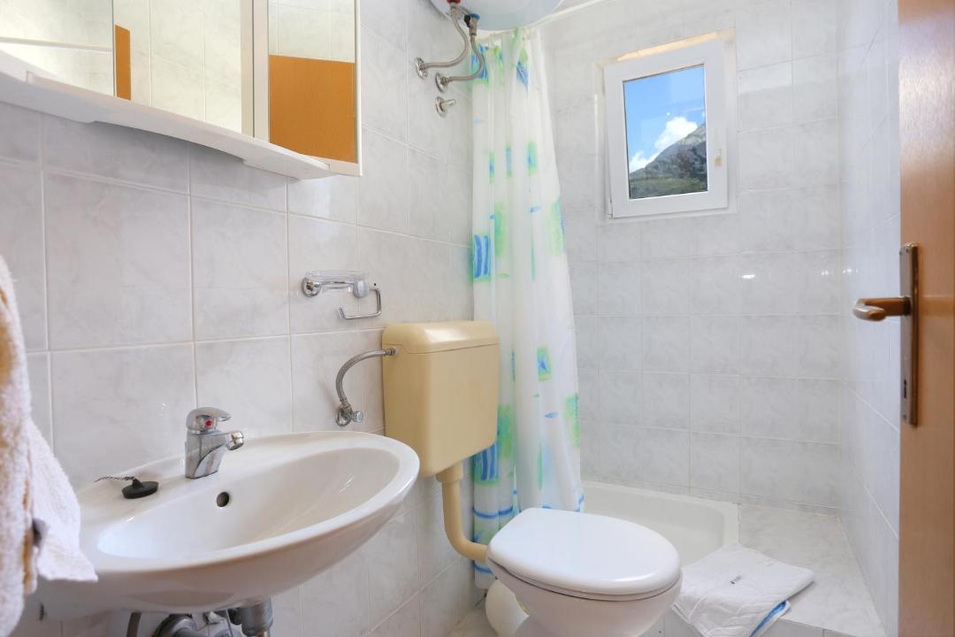 Apartments with parking space Tucepi Makarska - 2676 전경