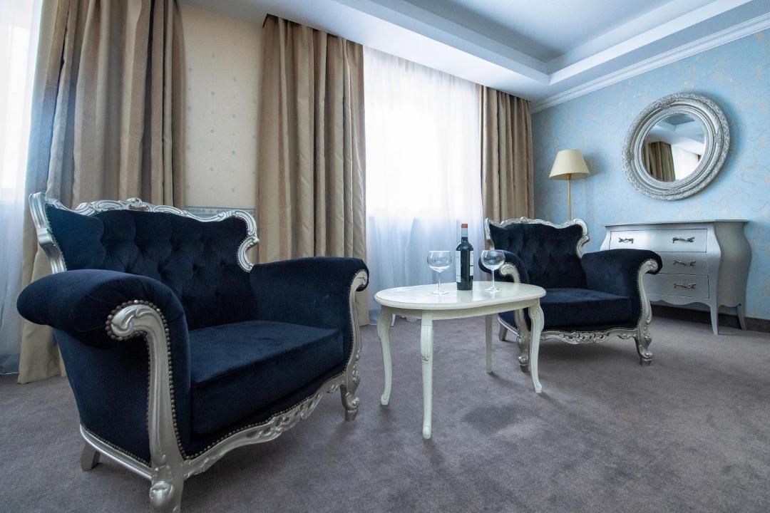Hotel Roman by Dumbrava Business Resort 전경