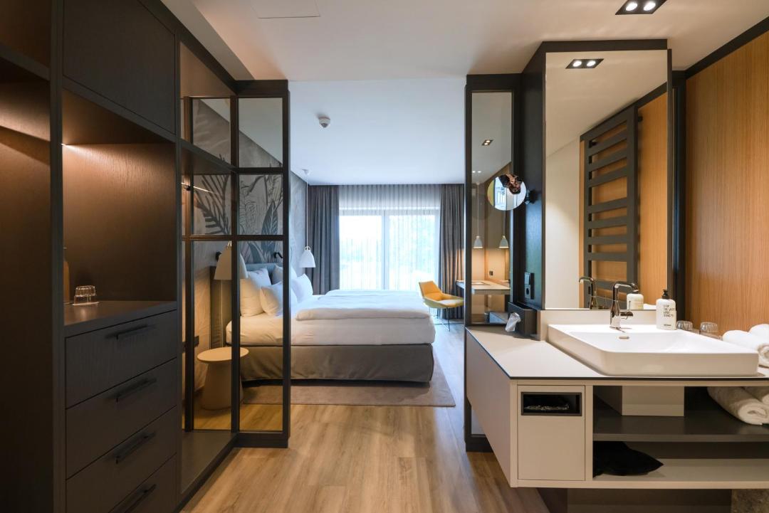 Tholes Hotel Bucken 전경